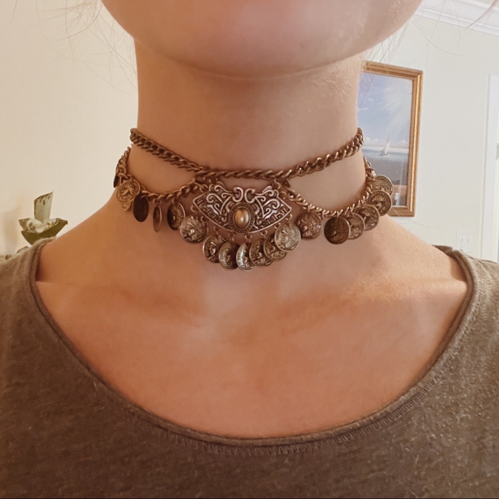 Coin choker necklace